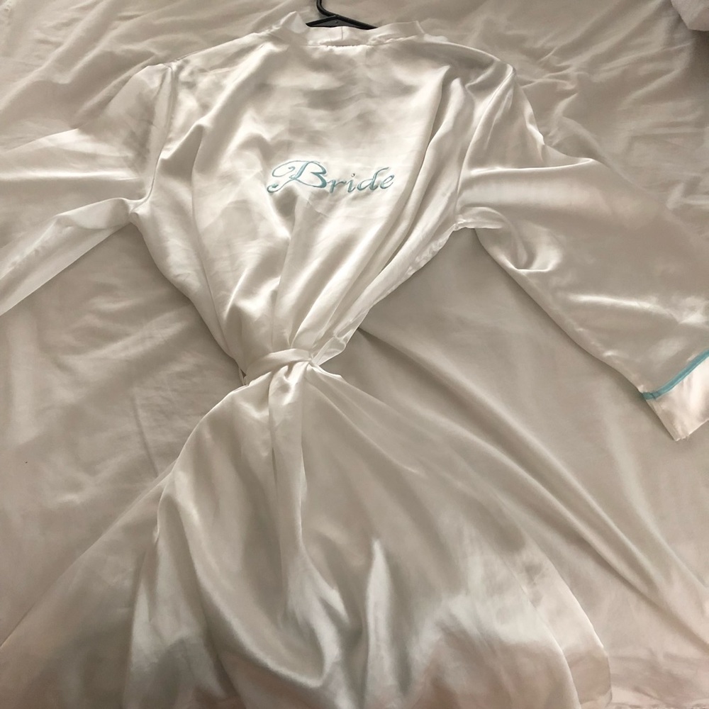 Bride robe - worn once for photos.